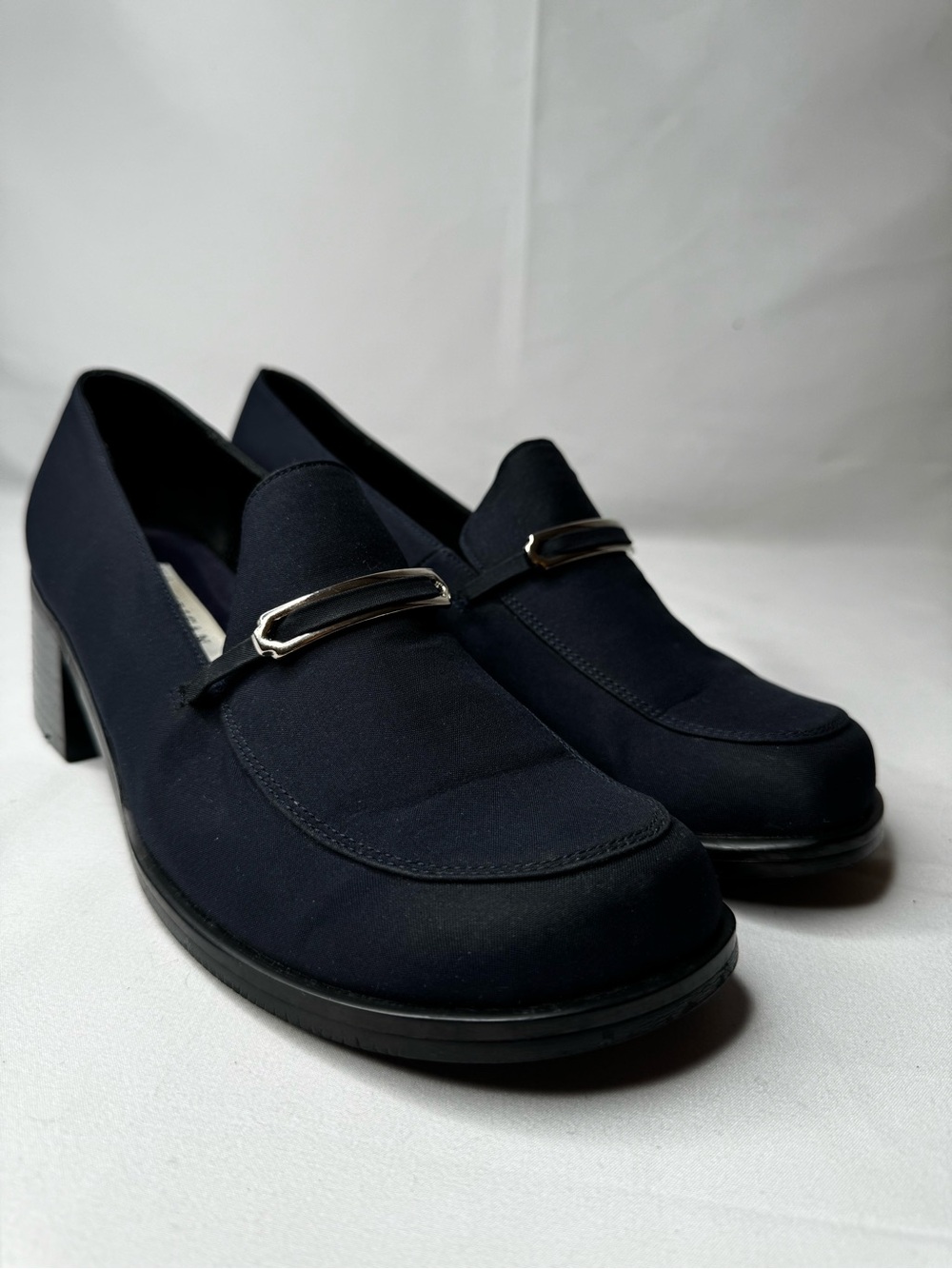 VTG American Eagle Navy Blue Heeled Loafers